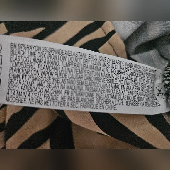 NWT FOREVER21 Zebra Print Shirred Strappy Mini Dress | SZ L - Picture 10 of 10